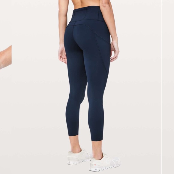 Lululemon Fast and Free 7/8 Tight Leggings 2 - Picture 2 of 10